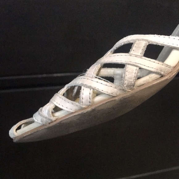 Strappy sandals - Picture 4 of 8